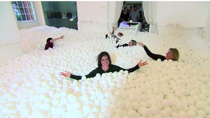 tdy_cobiella_ballpit_150207